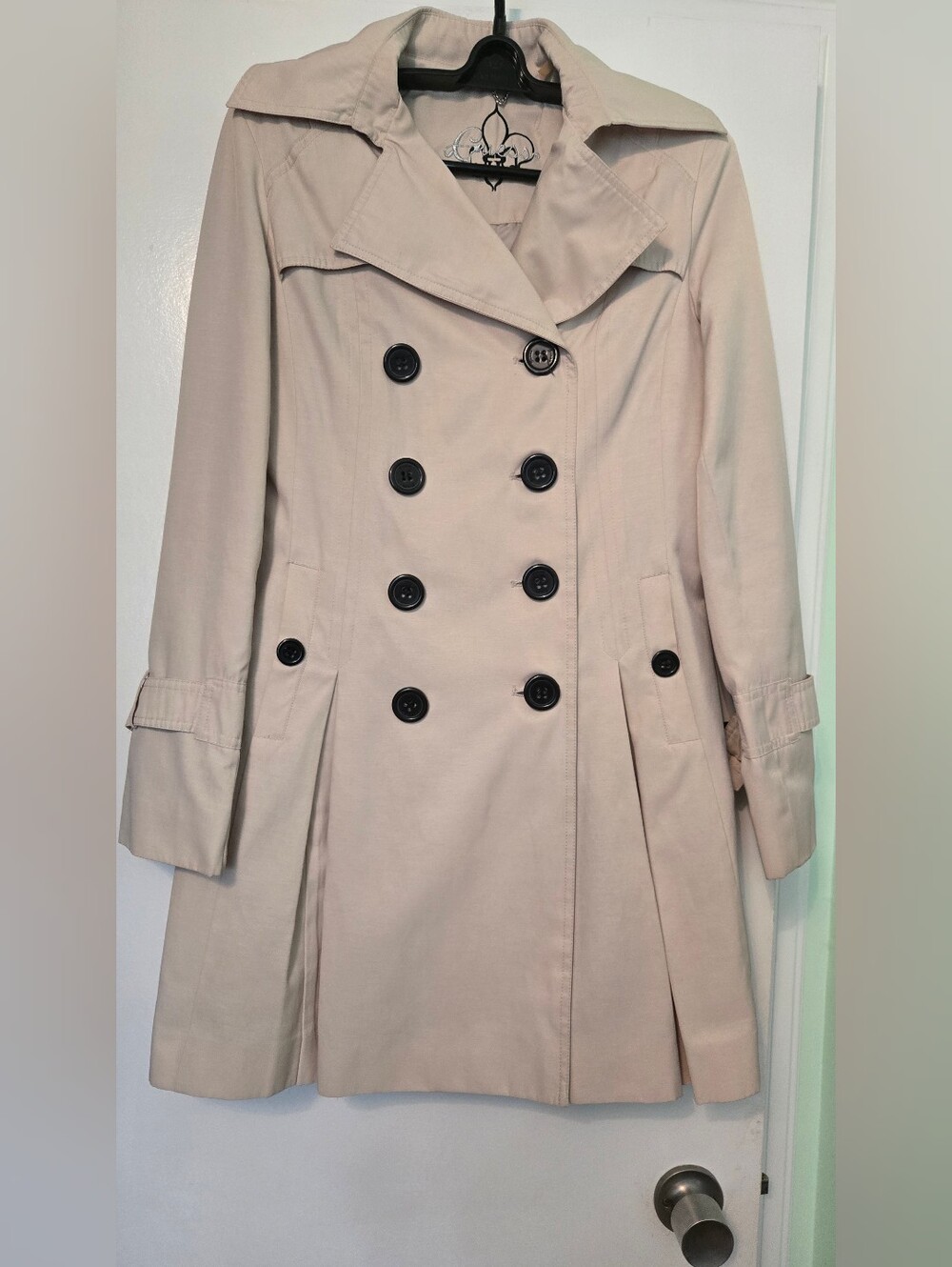 Guess Light Beige Double-Breasted Trench Coat With BELT Size MEDIUM